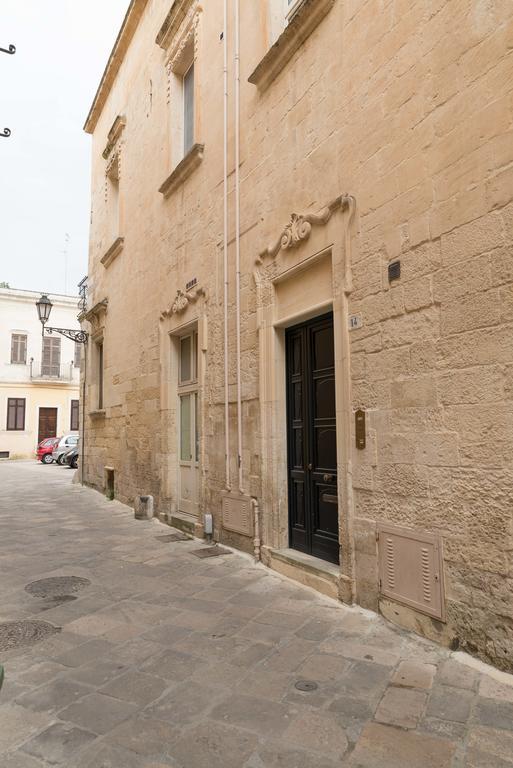 Gatto Bianco La Dimora Storica Bed & Breakfast Lecce Exterior photo